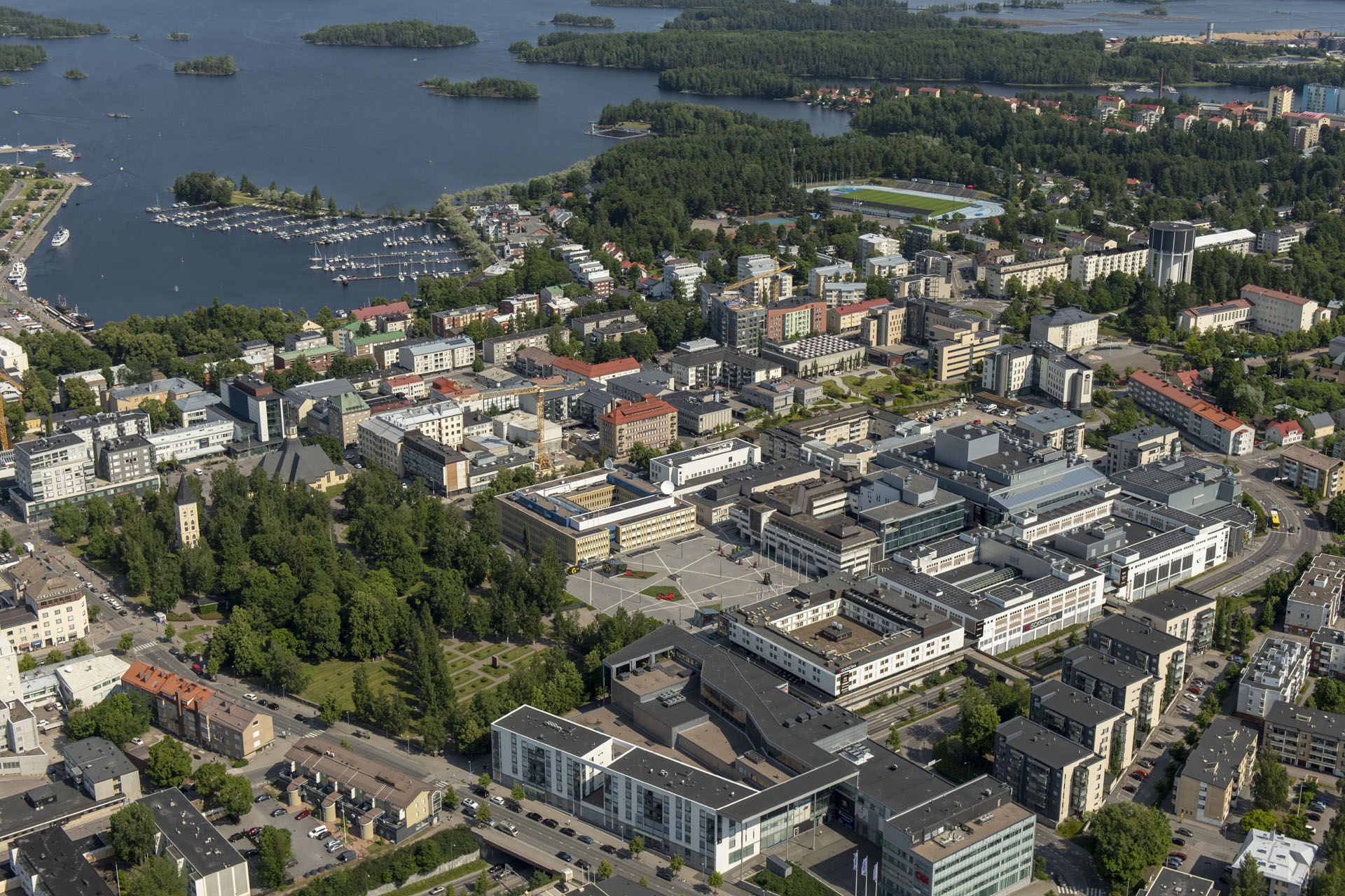 Lappeenrannan keskusta-aluetta Kimpisen suuntaan.